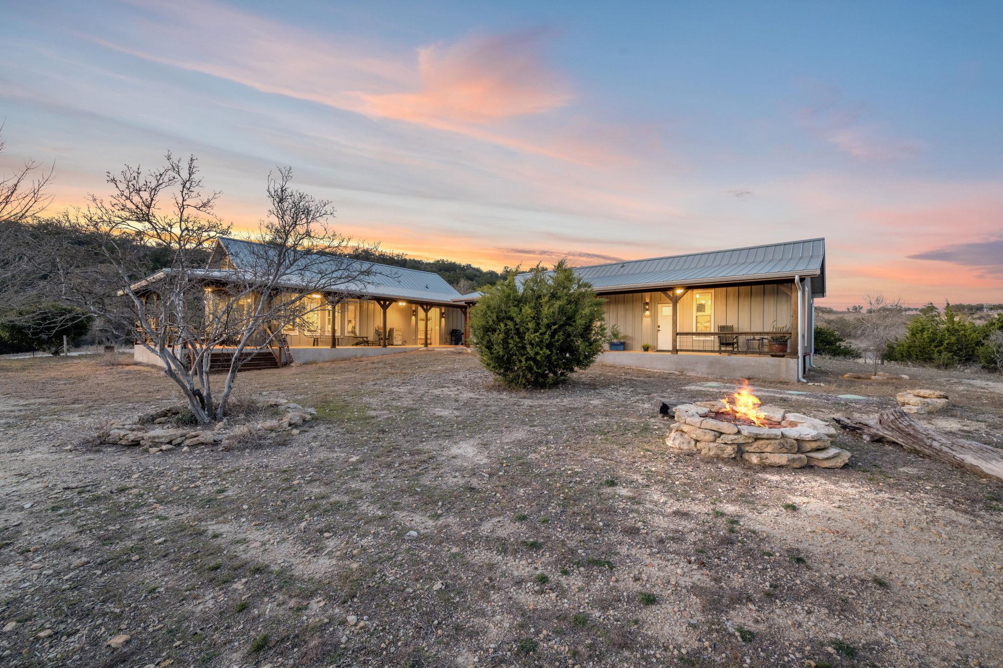 105 Valley View TRL