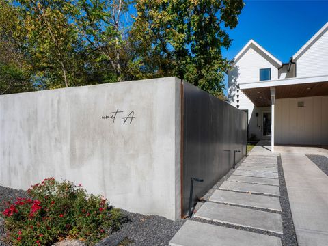 Tiny photo for 512 Sacramento DR #A, Austin, TX 78704 (MLS # 6826259)