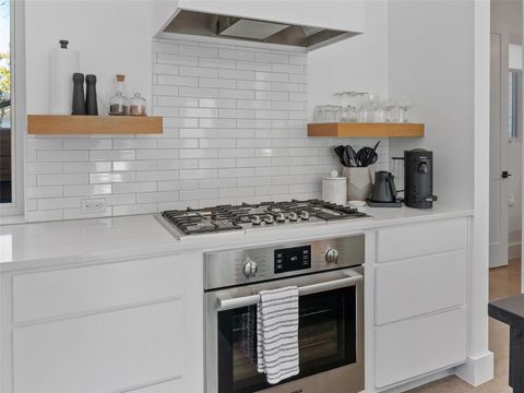 Tiny photo for 512 Sacramento DR #A, Austin, TX 78704 (MLS # 6826259)