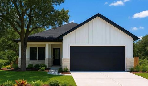 1061 N Navarro ST Giddings TX 78942