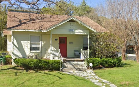 Photo of 2718 E 22nd ST, Austin, TX 78722 (MLS # 5640020) Photo of 2718 E 22nd ST, Austin, TX 78722 (MLS # 5640020)