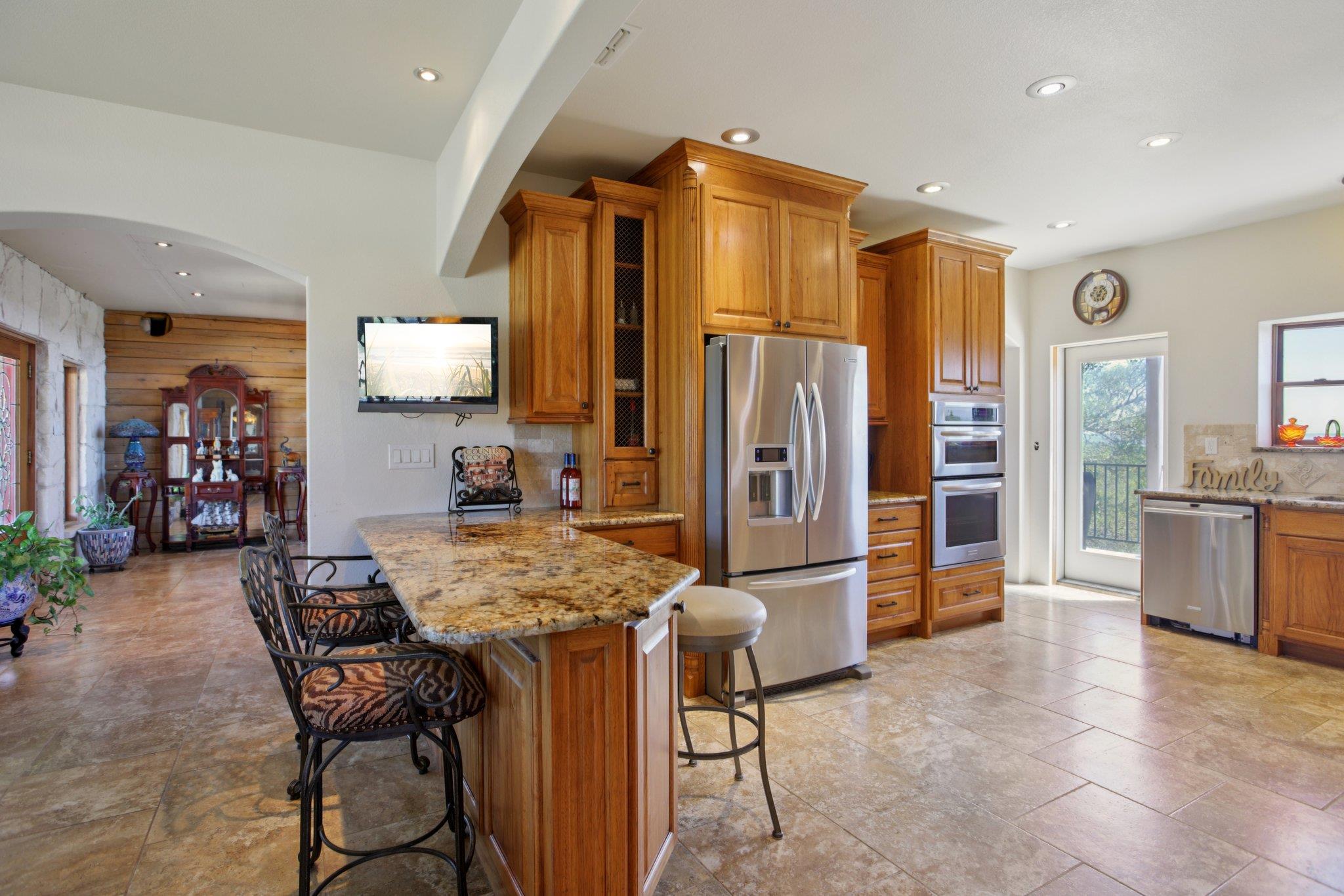 6401 Muleshoe Bend TRL