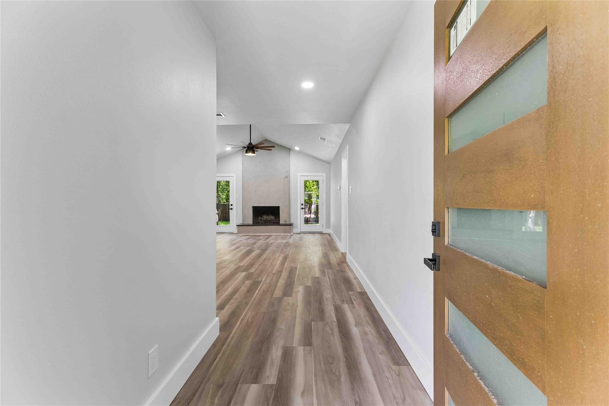 2306 Standish DR