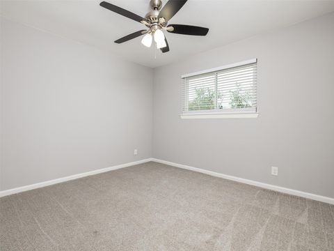 Tiny photo for 711 Buckingham PL, Austin, TX 78745 (MLS # 2371149)