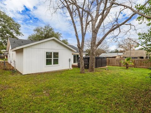 Tiny photo for 711 Buckingham PL, Austin, TX 78745 (MLS # 2371149)