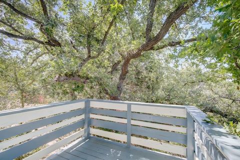Photo of 146 Shadow Oak DR, Bastrop, TX 78602 (MLS # 7380512)