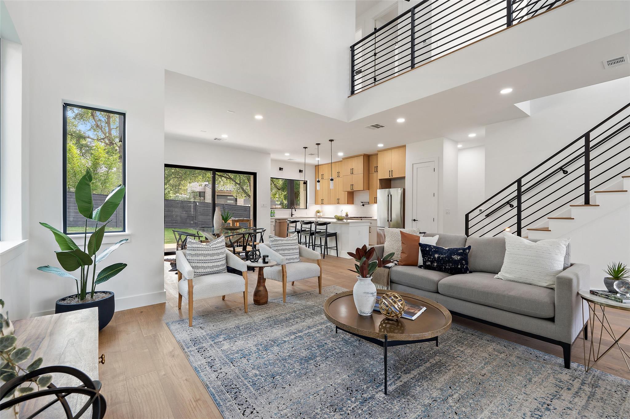 2303 Westworth CIR