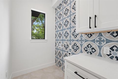 Tiny photo for 2303 Westworth CIR, Austin, TX 78704 (MLS # 6702283)