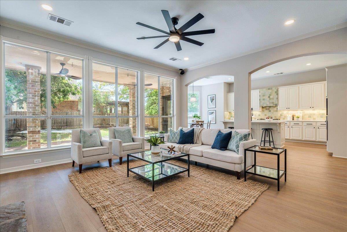 1109 Hillridge DR