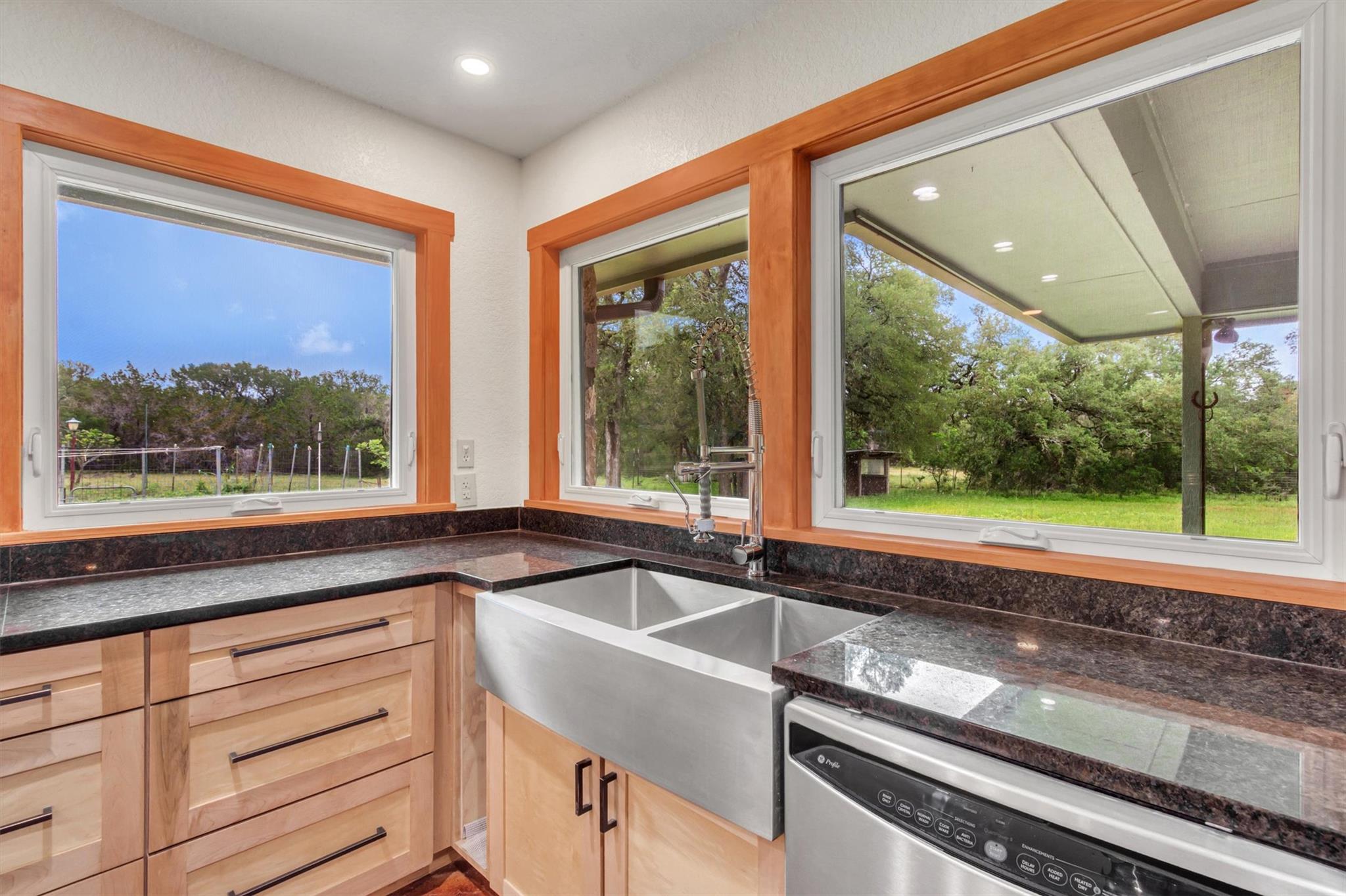 700 Billie Brooks LN