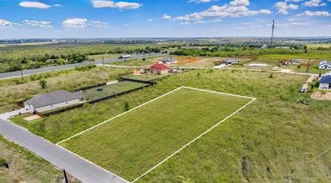 Photo of 201 El Dorado DR, Kyle, TX 78640 (MLS # 2549571)