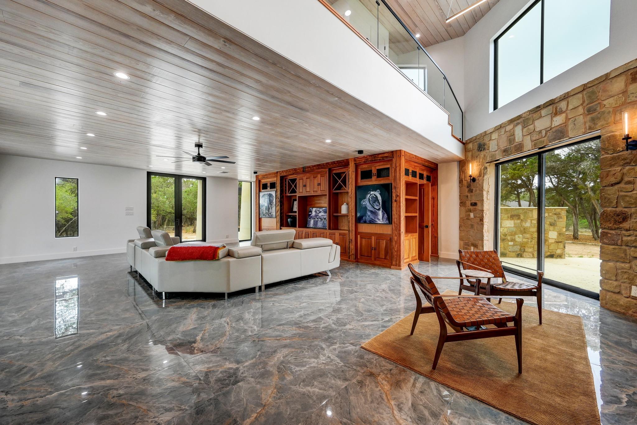 700 Rancho Grande DR