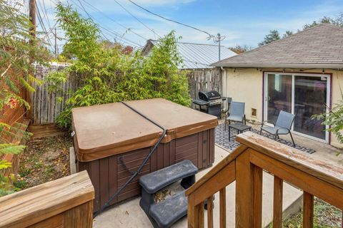 Tiny photo for 2106 Kenwood Ave, Austin, TX 78704 (MLS # 5351792)