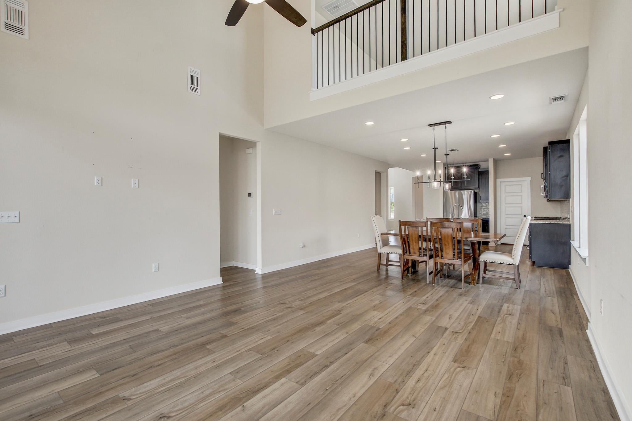 13113 Barrister LN