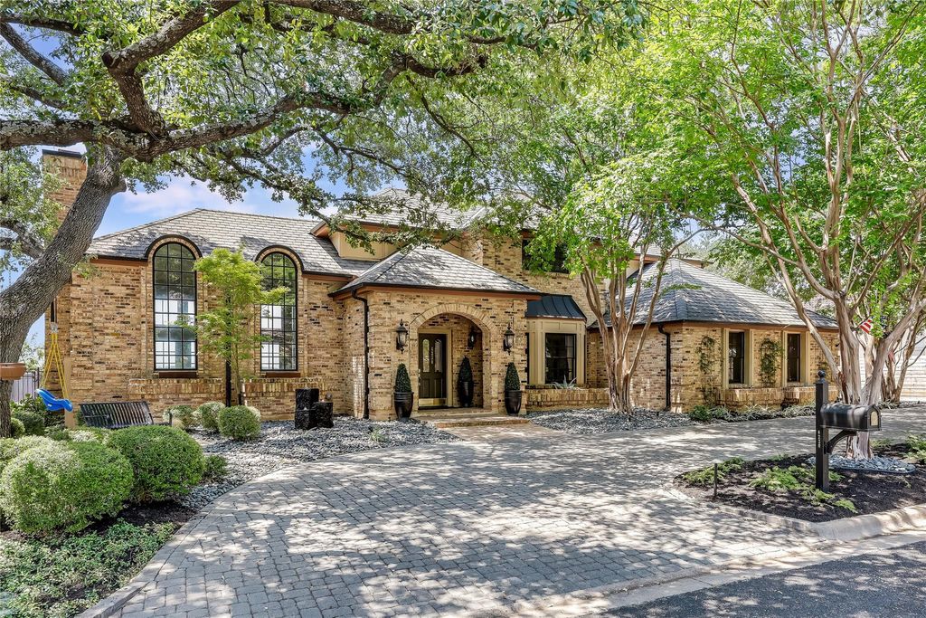 Photo for 6220 Ledge Mountain DR, Austin, TX 78731 (MLS # 4162936)