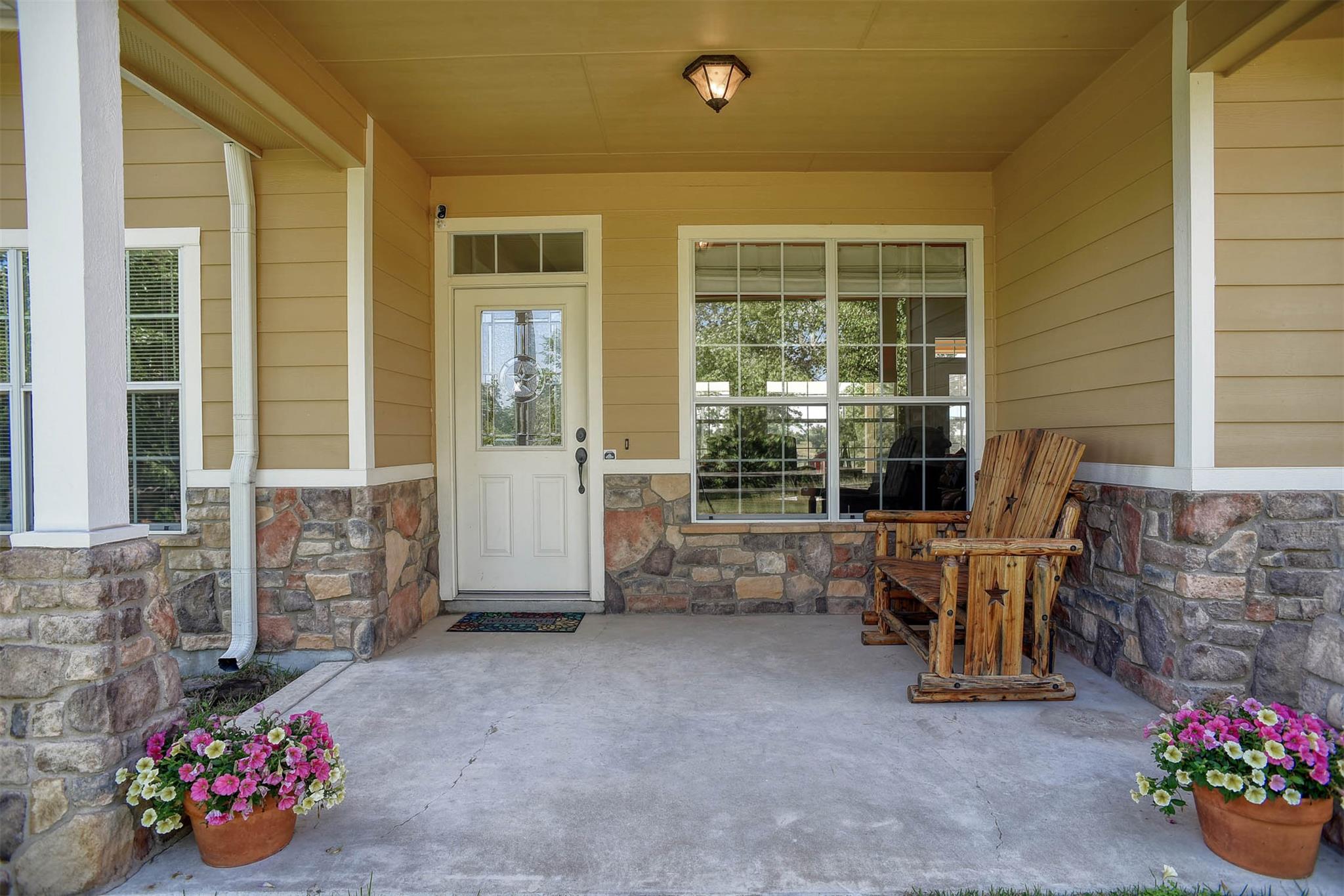 937 Highway 21 E