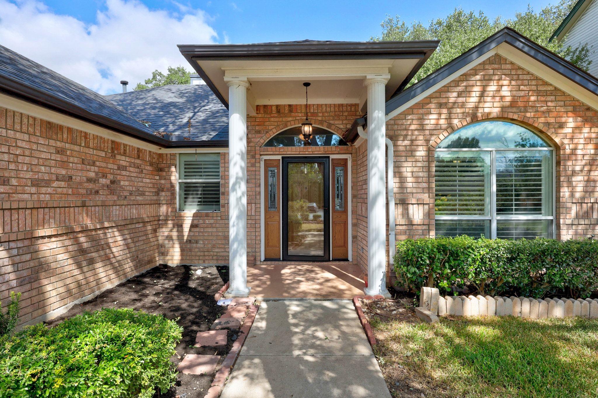 122 Pecan Vista LN