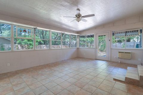 Tiny photo for 3801 Oak Creek DR, Austin, TX 78727 (MLS # 9129597)