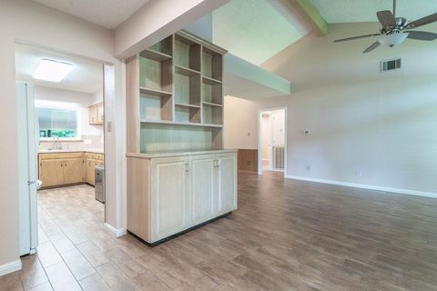 Tiny photo for 3801 Oak Creek DR, Austin, TX 78727 (MLS # 9129597)