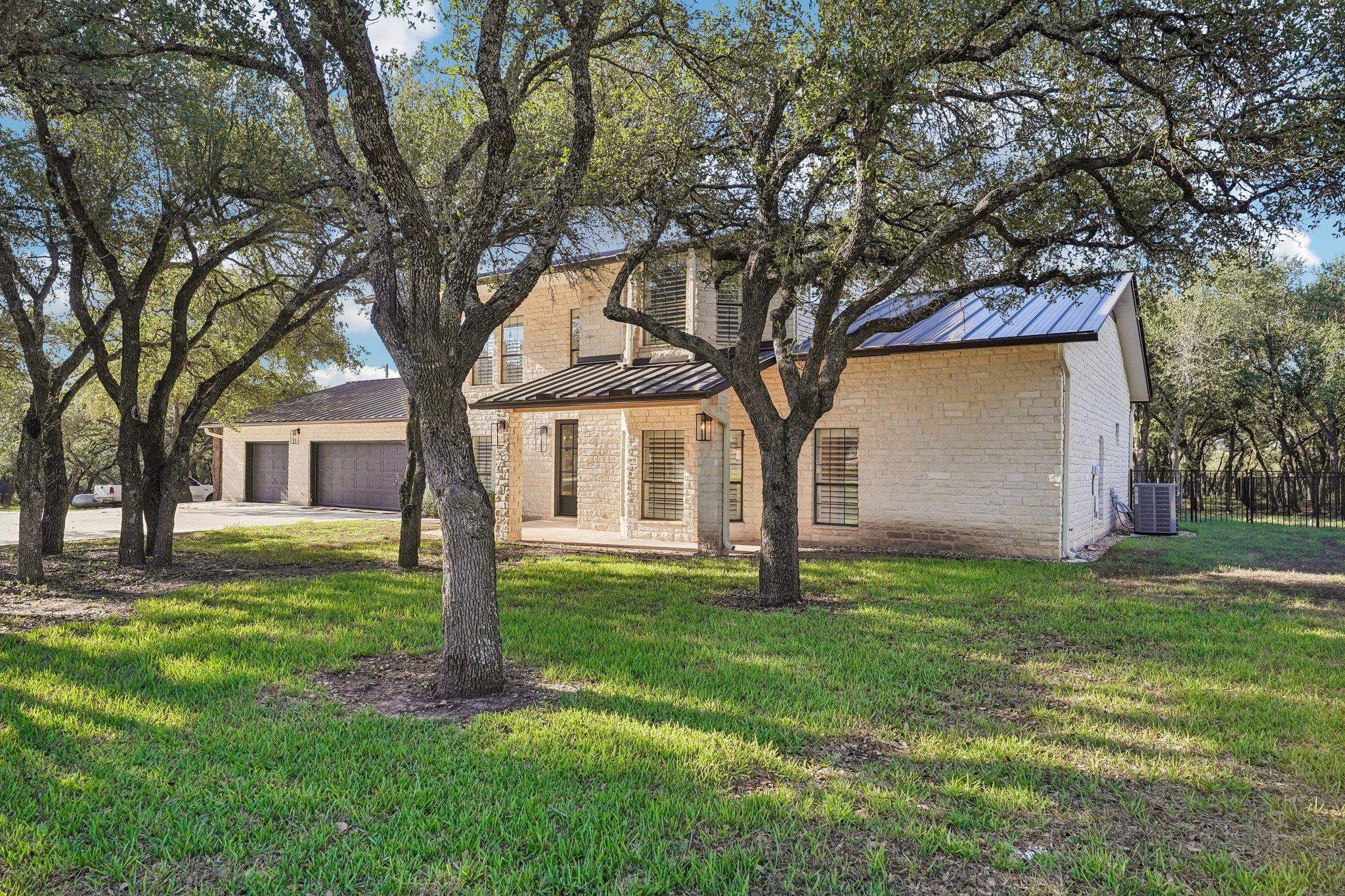 2833 Cedar Hollow RD