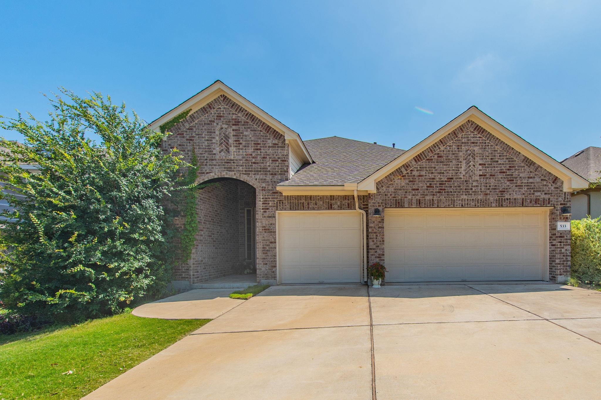Photo 1 of 40 — 533 Founders RDG, Dripping Springs, TX 78620