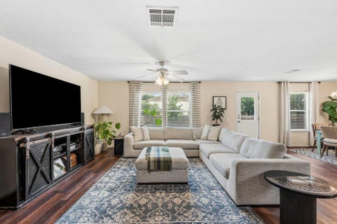 Photo of 5721 Abby Ann LN, Austin, TX 78747 (MLS # 6378853)