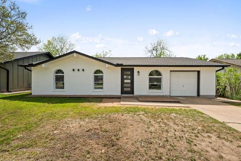 Photo of 2609 McGregor DR, Austin, TX 78745 (MLS # 7227770)