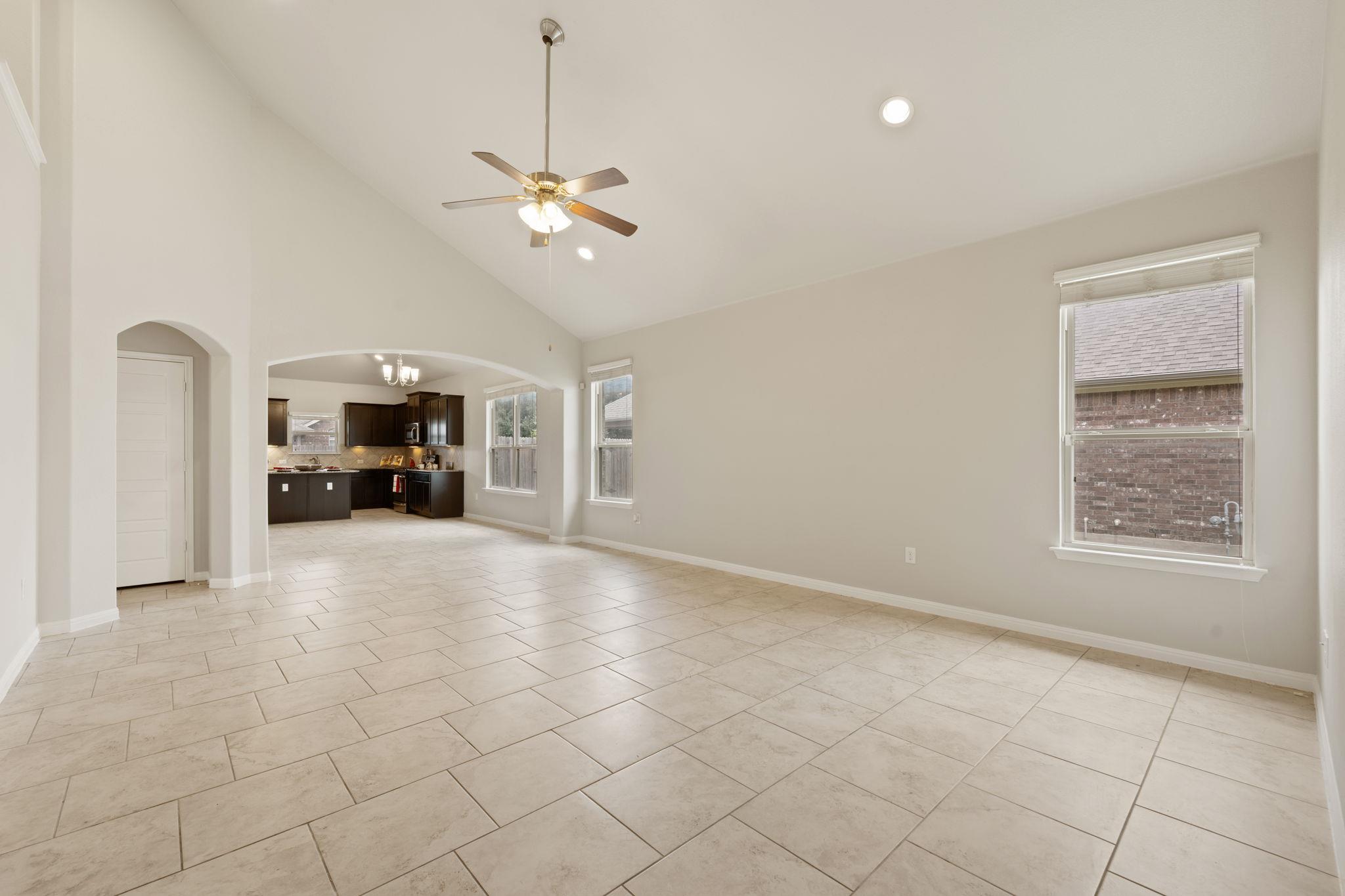 501 Buttermilk LN