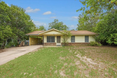 Photo of 402 Bramble DR, Austin, TX 78745 (MLS # 8399178)