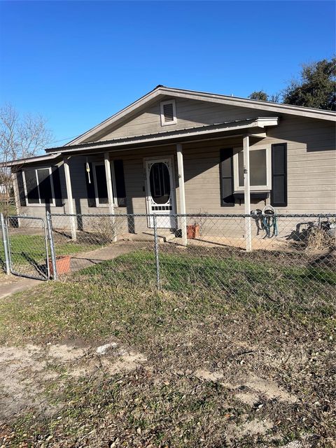 Photo of 105 Henna, Bertram, TX 78605 (MLS # 5811039)