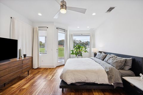 Photo of 1011 E 12th ST, Austin, TX 78702 (MLS # 1679988)