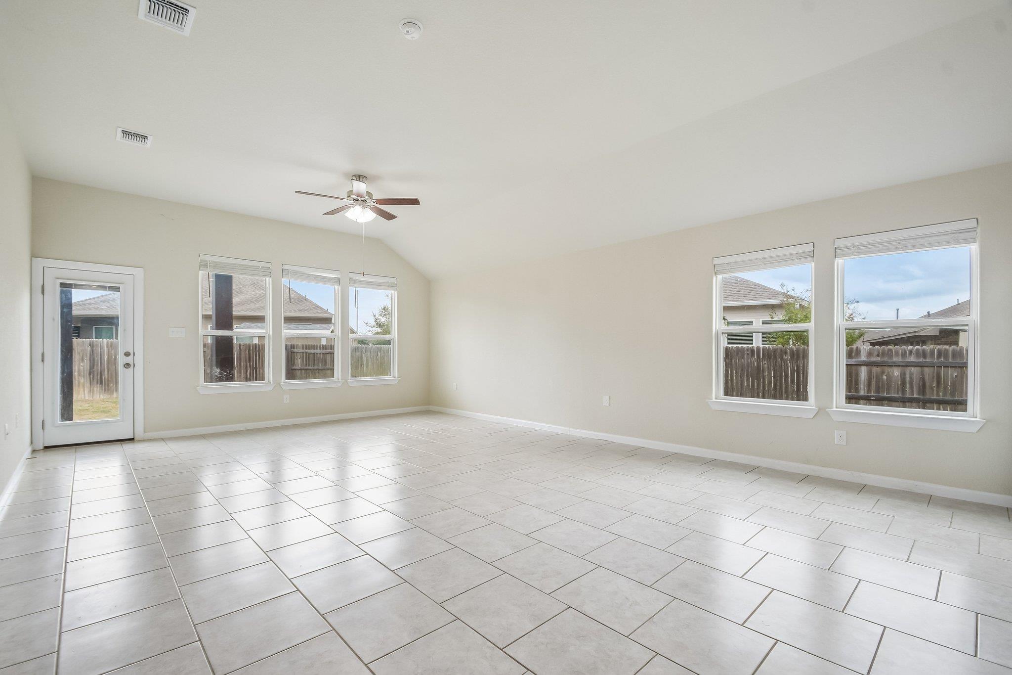 280 Rimrock CT