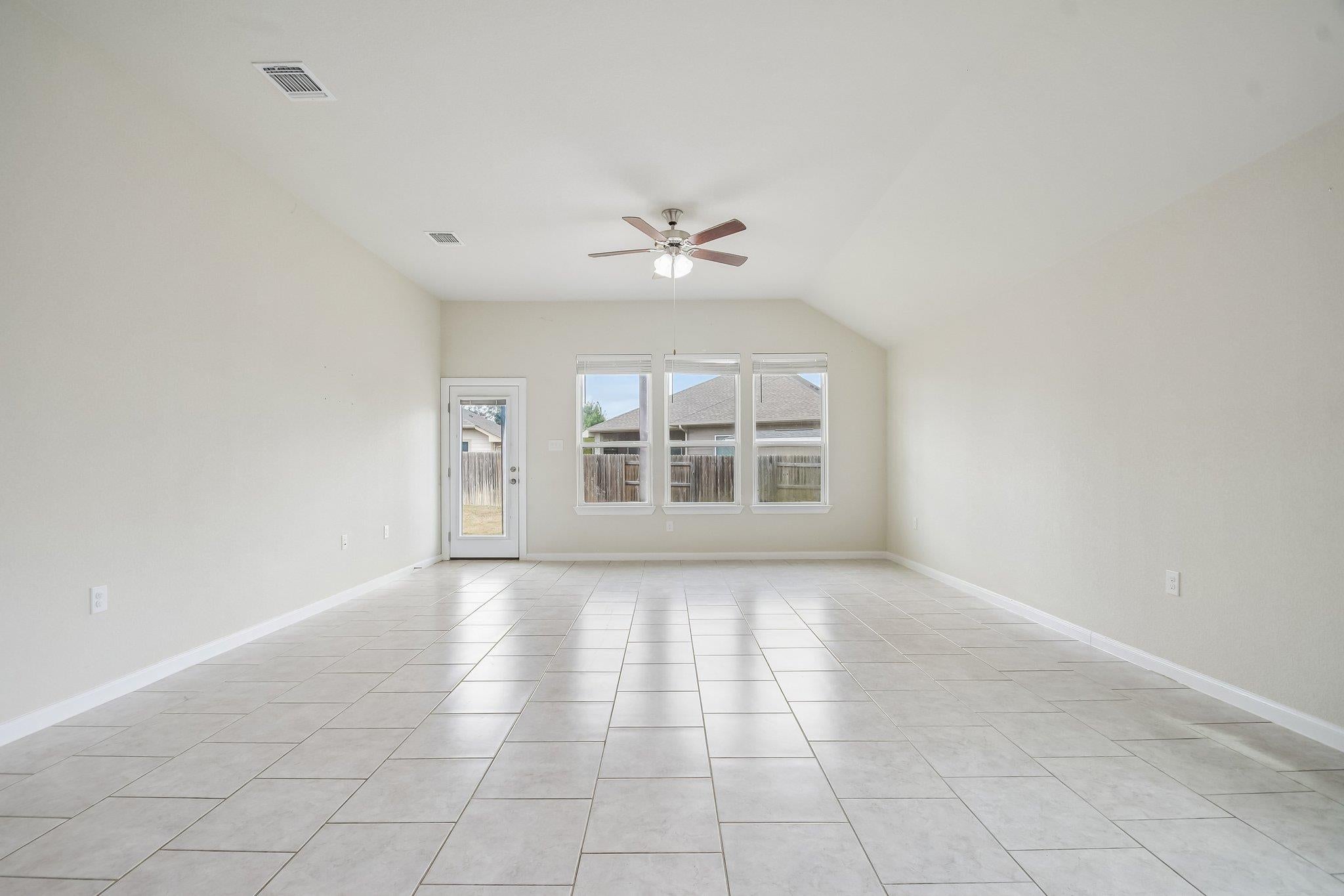 280 Rimrock CT