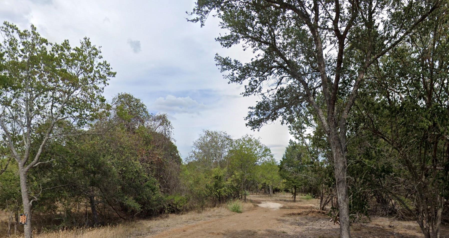 135 Eastwood LN