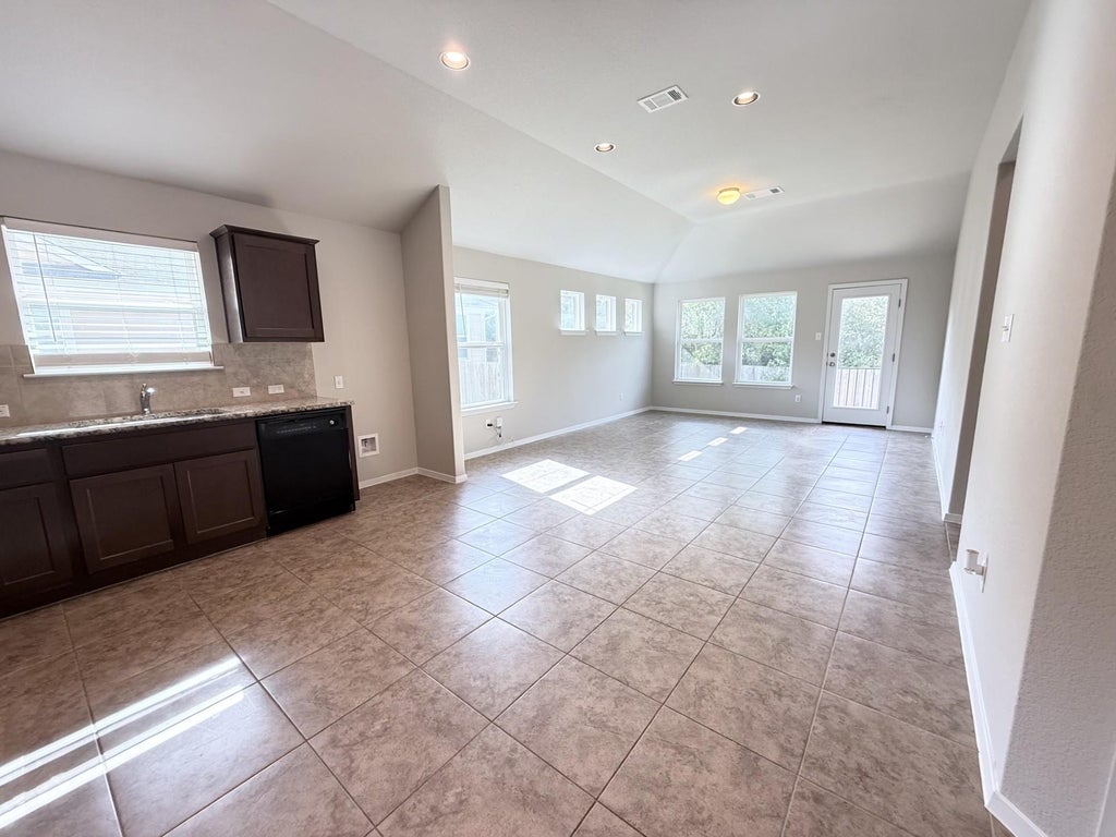 Photo of 123 Saranac DR, Elgin, TX 78621 (MLS # 5423569)