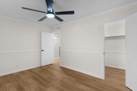 Tiny photo for 7801 Shoal Creek BLVD #240, Austin, TX 78757 (MLS # 2011842)