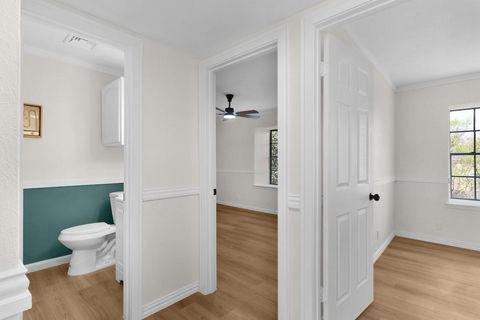 Tiny photo for 7801 Shoal Creek BLVD #240, Austin, TX 78757 (MLS # 2011842)