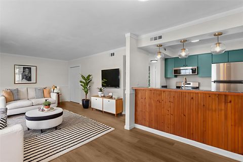 Tiny photo for 7801 Shoal Creek BLVD #240, Austin, TX 78757 (MLS # 2011842)