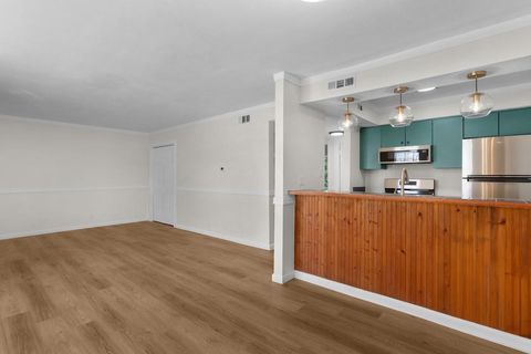 Tiny photo for 7801 Shoal Creek BLVD #240, Austin, TX 78757 (MLS # 2011842)