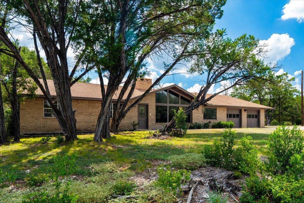 Photo of 121 Merrywood LN, San Marcos, TX 78666 (MLS # 6586855)