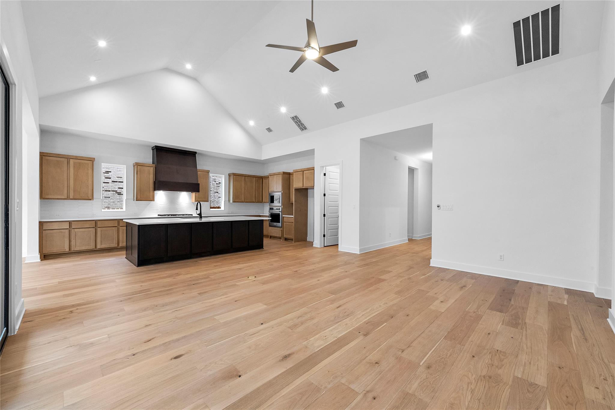 2409 Cedar Meadow LN