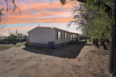 Photo of 837 Southwood DR, Horseshoe Bay, TX 78657 (MLS # 7376275)