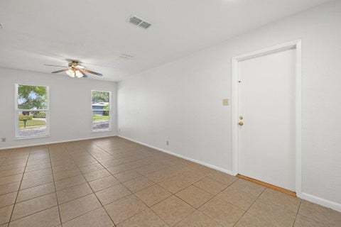 Tiny photo for 2409 Glen Springs WAY, Austin, TX 78741 (MLS # 2992065)