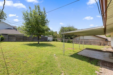 Tiny photo for 2409 Glen Springs WAY, Austin, TX 78741 (MLS # 2992065)