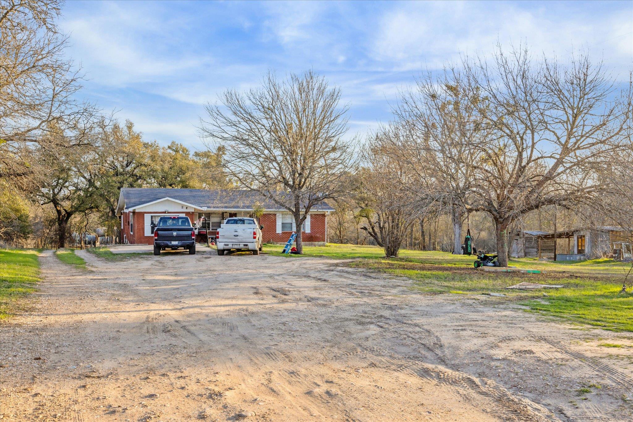 4975 E Highway 71 Highway E