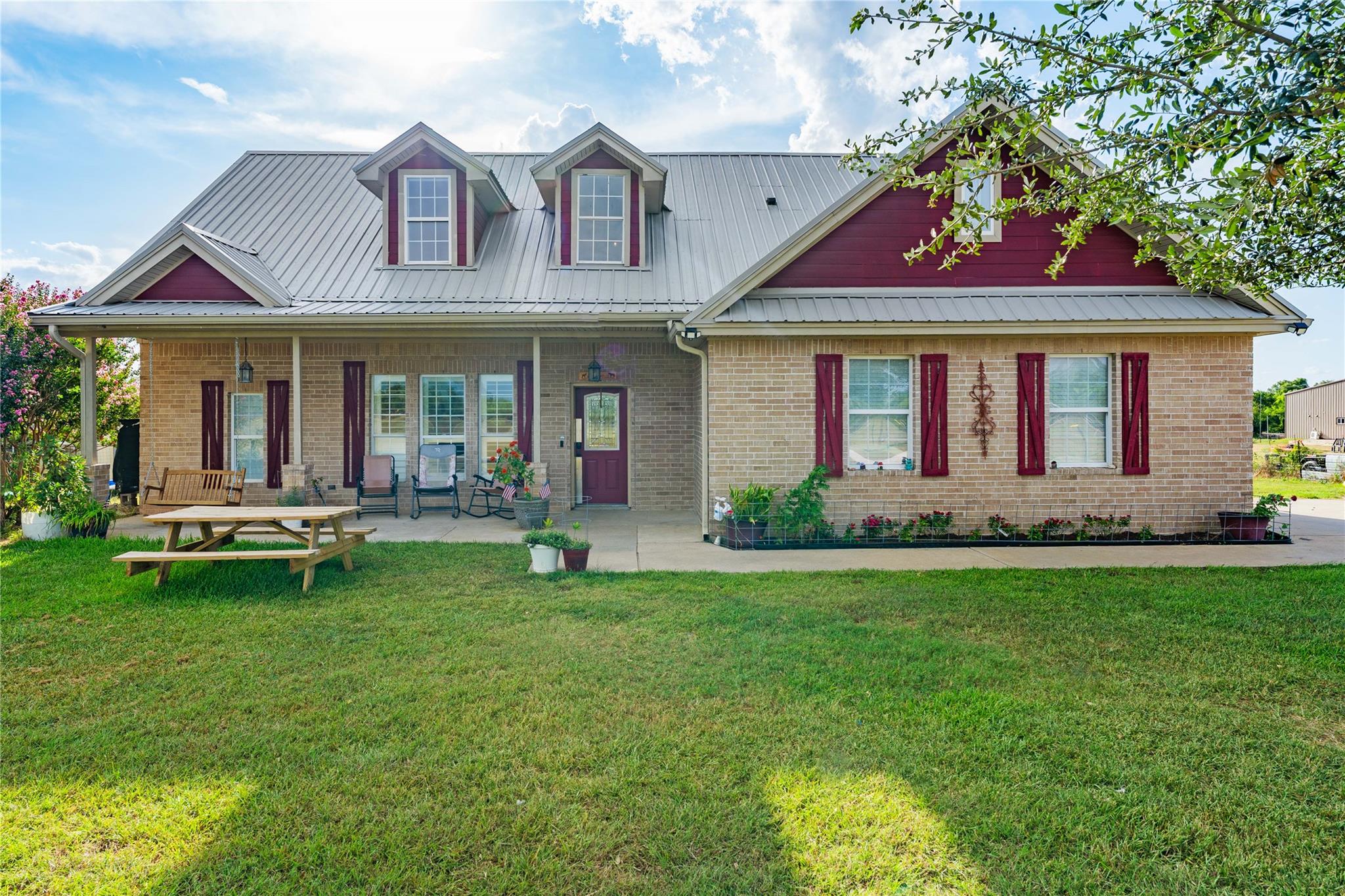 9122 Stinnett Mill RD