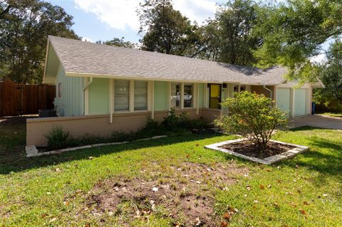 Tiny photo for 9801 Ochiltree DR, Austin, TX 78753 (MLS # 9683773)