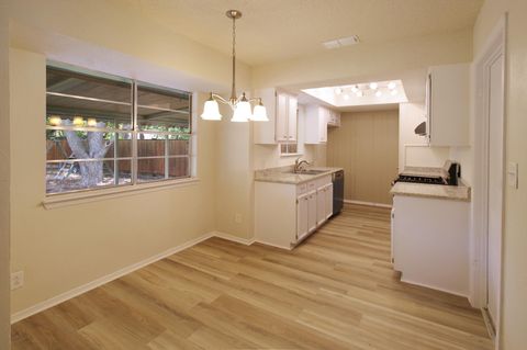 Tiny photo for 9801 Ochiltree DR, Austin, TX 78753 (MLS # 9683773)