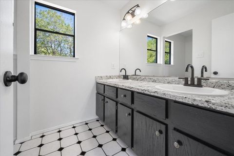 Tiny photo for 1404 Deupree DR, Austin, TX 78753 (MLS # 1091927)