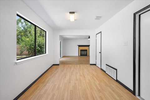 Tiny photo for 1404 Deupree DR, Austin, TX 78753 (MLS # 1091927)